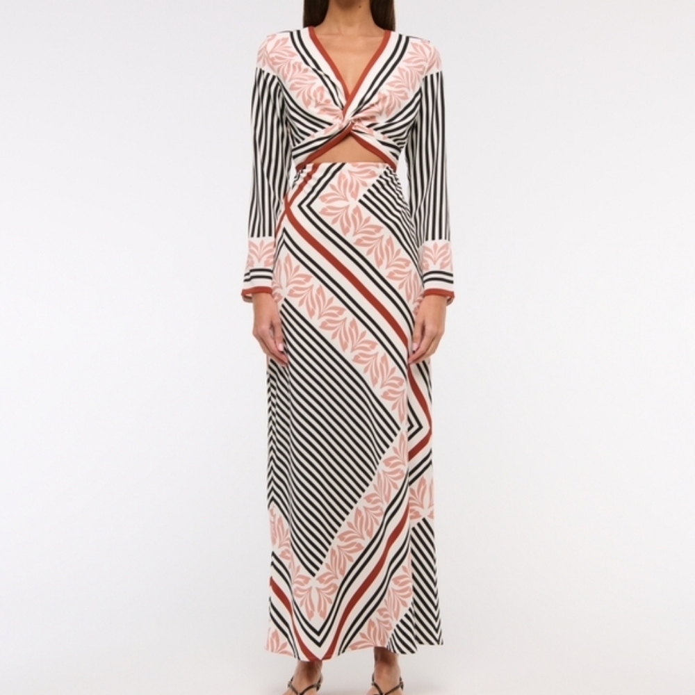 Abercrombie & Fitch Twist-Front Maxi Dress